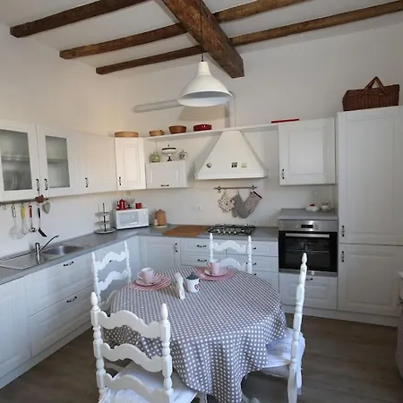 Apartman Delizioso Per Affitti Brevi A Reggio Emilia